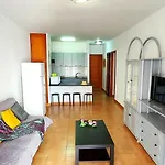 Cristianos Apartment, 1 Bedroom Wifi Free & Big Terrace لوس كريستيانوس