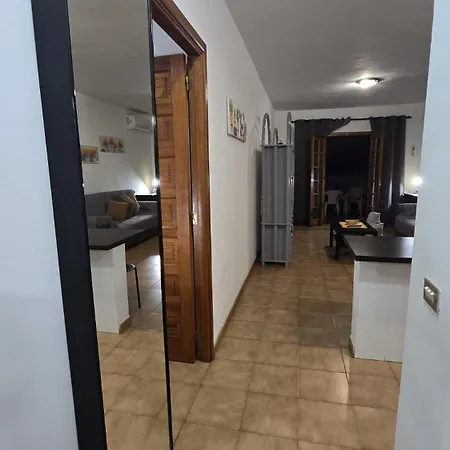 Сasa de vacaciones Cristianos Apartment, 1 Bedroom Wifi Free&big Terrace *