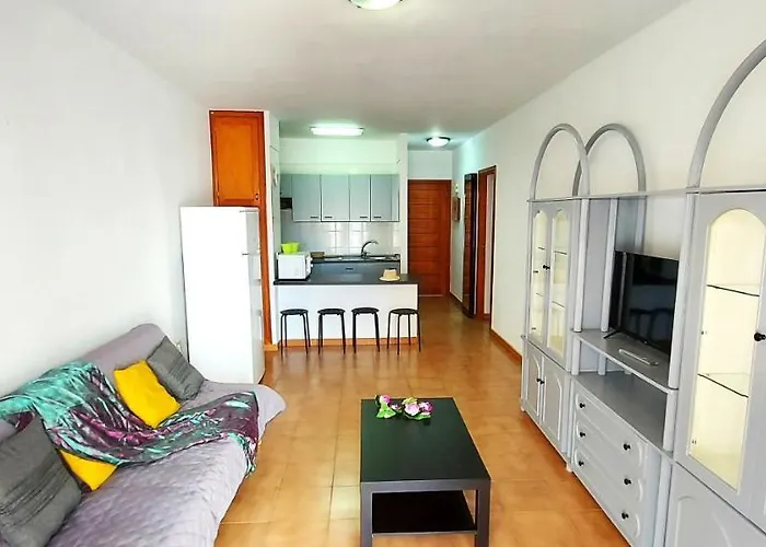 Cristianos Apartment, 1 Bedroom Wifi Free & Big Terrace Los Cristianos (Tenerife)