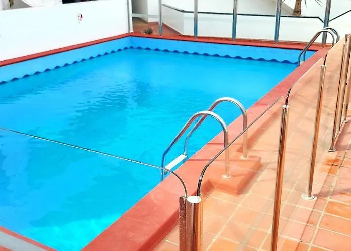 Semesterbostad Cristianos Apartment, 1 Bedroom Wifi Free & Big Terrace Los Cristianos (Tenerife)