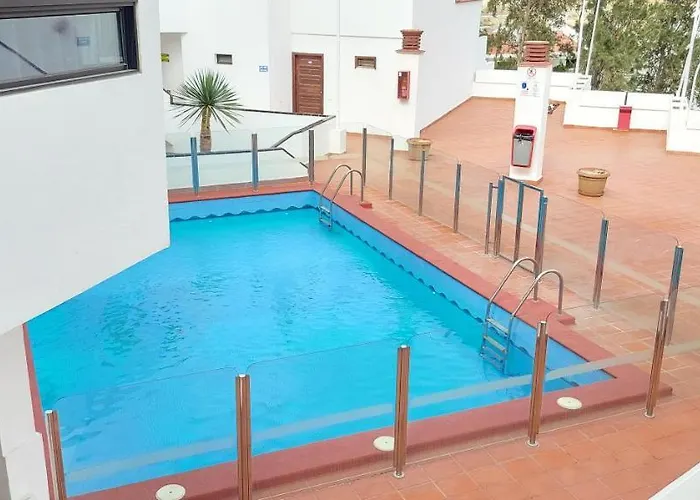 Cristianos Apartment, 1 Bedroom Wifi Free & Big Terrace * Los Cristianos (Tenerife)