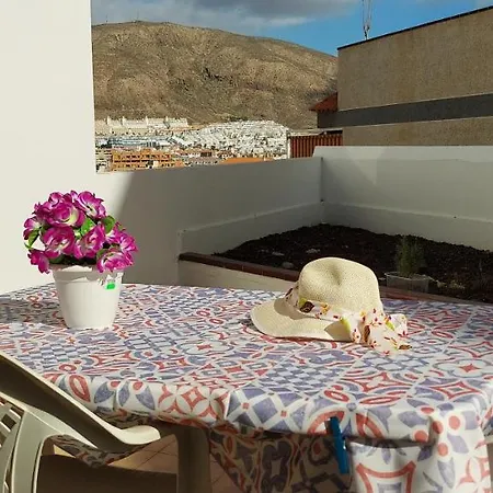 別荘 Cristianos Apartment, 1 Bedroom Wifi Free & Big Terrace ロスクリスティアーノス